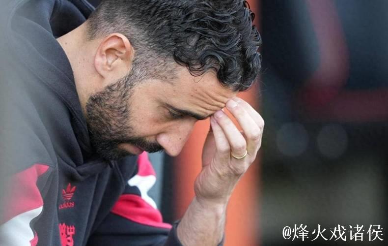 曼联4-4战平跌出前五！阿莫林变阵后防不稳，卡塞米罗黄牌停赛